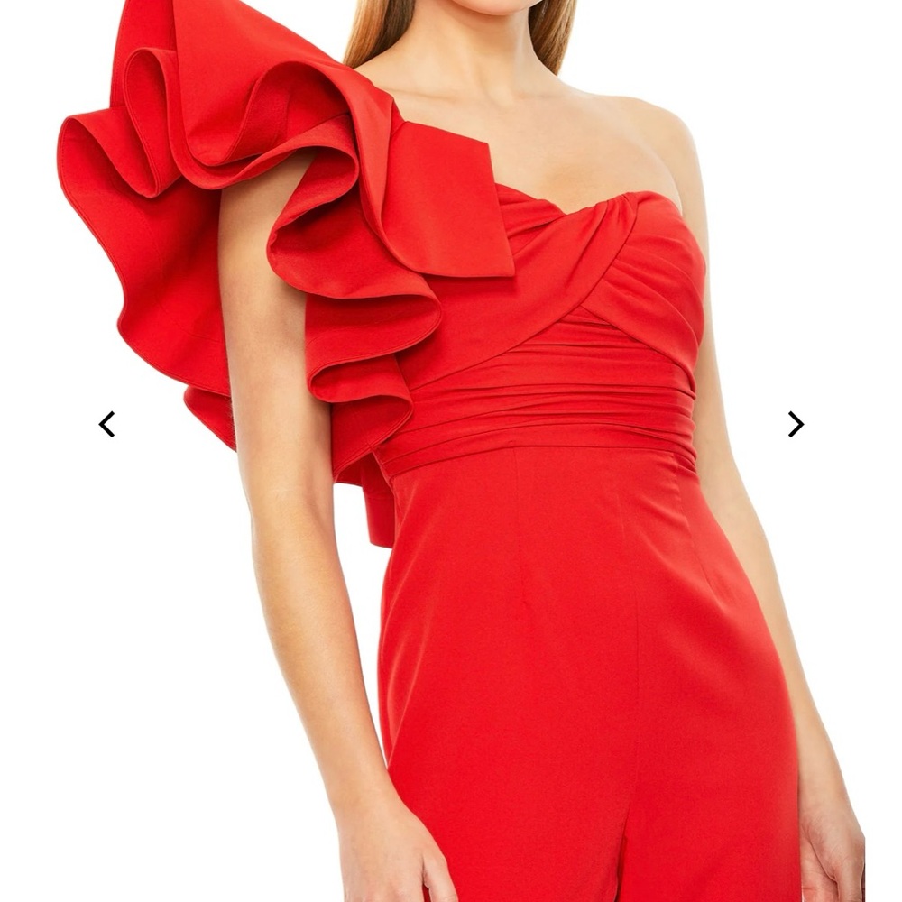 MacDuggal Elegant Red One-Shoulder Dress